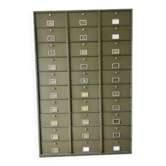 Roneo industrial metal clamshell locker