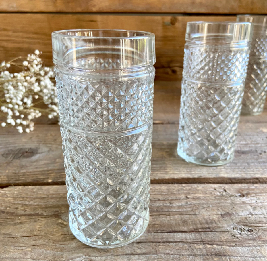 Set of 6 vintage glasses