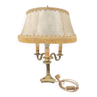 Lampe de bureau en métal doré et abat-jour en peau – Élégance d’époque