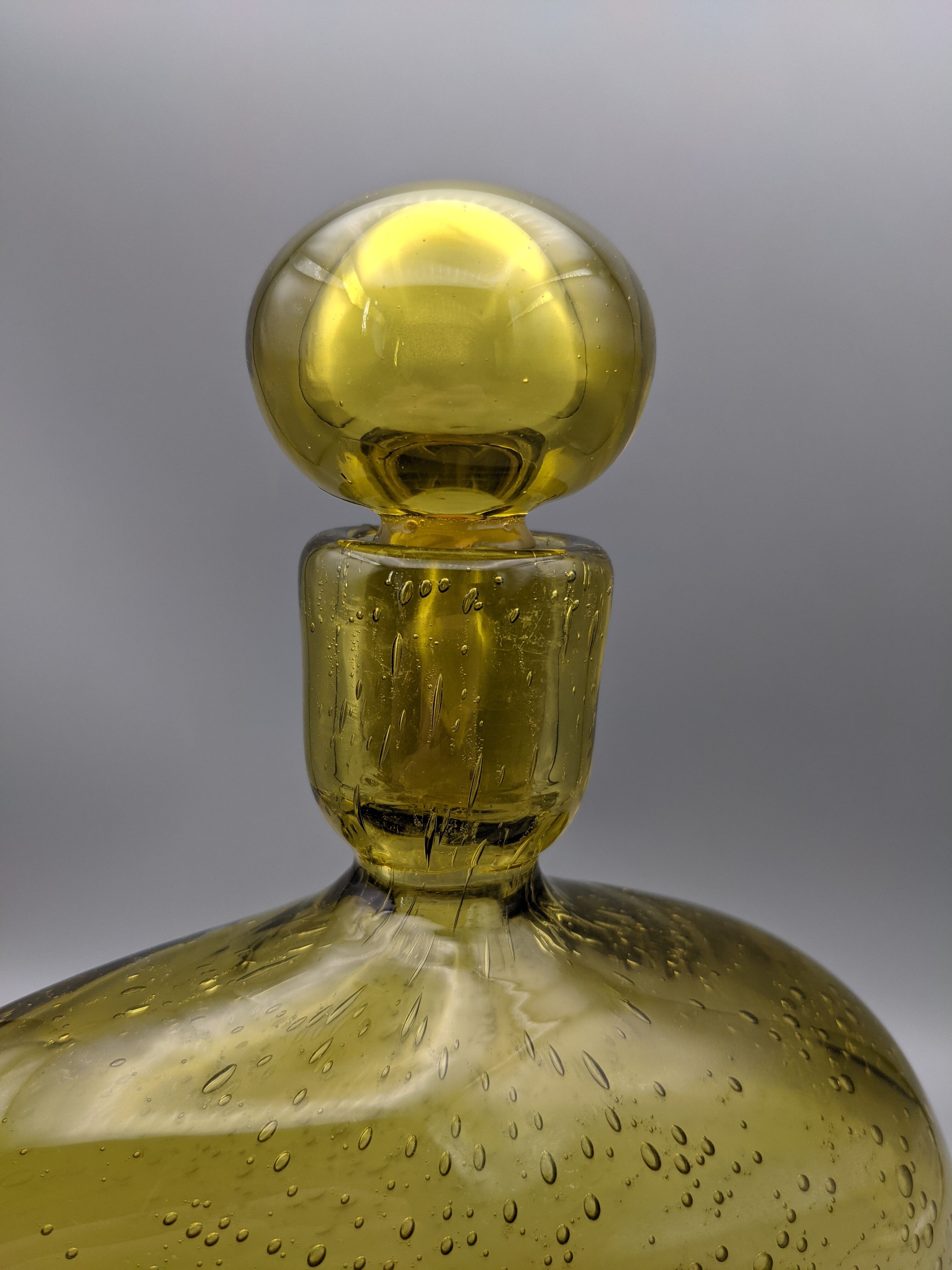 Cognac decanter in bubbled blown glass