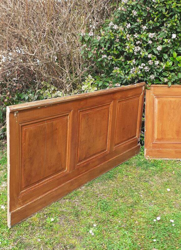 Low wall panelling 8.65m panelled with mouldings wainscoting skirting.