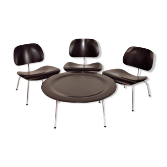 Salon Charles et Ray Eames 3 chauffeuses LCM et 1 table basse CTM Vitra