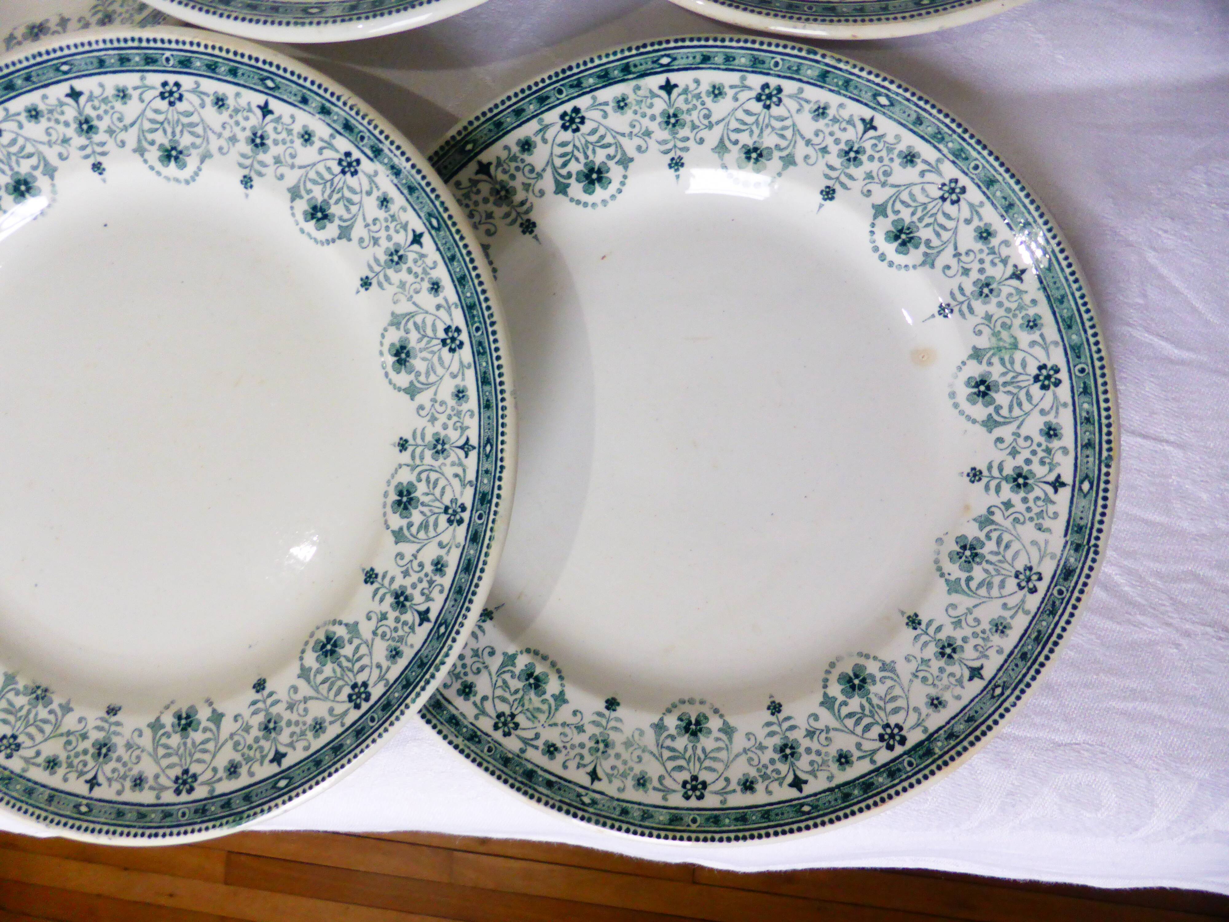 Set of 6 dessert plates from the Moulin des Loups and Hamage model Marceau 211228