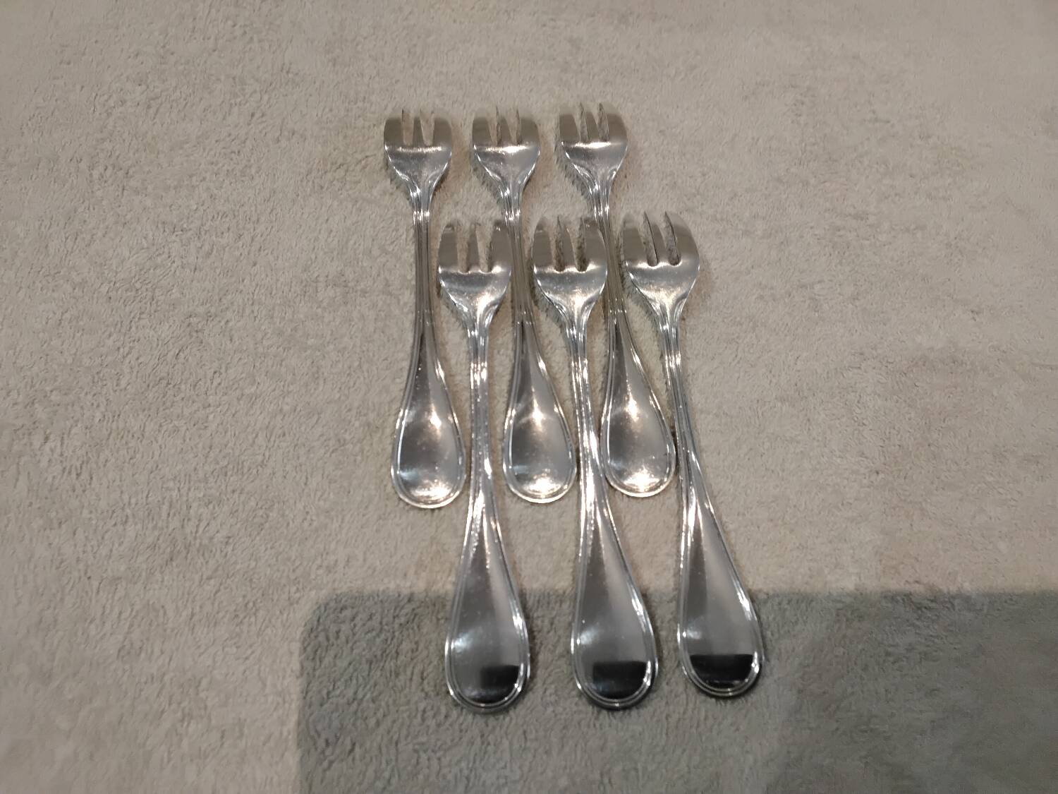 6 silver-plated metal cake forks by Christofle silversmiths, Albi pattern