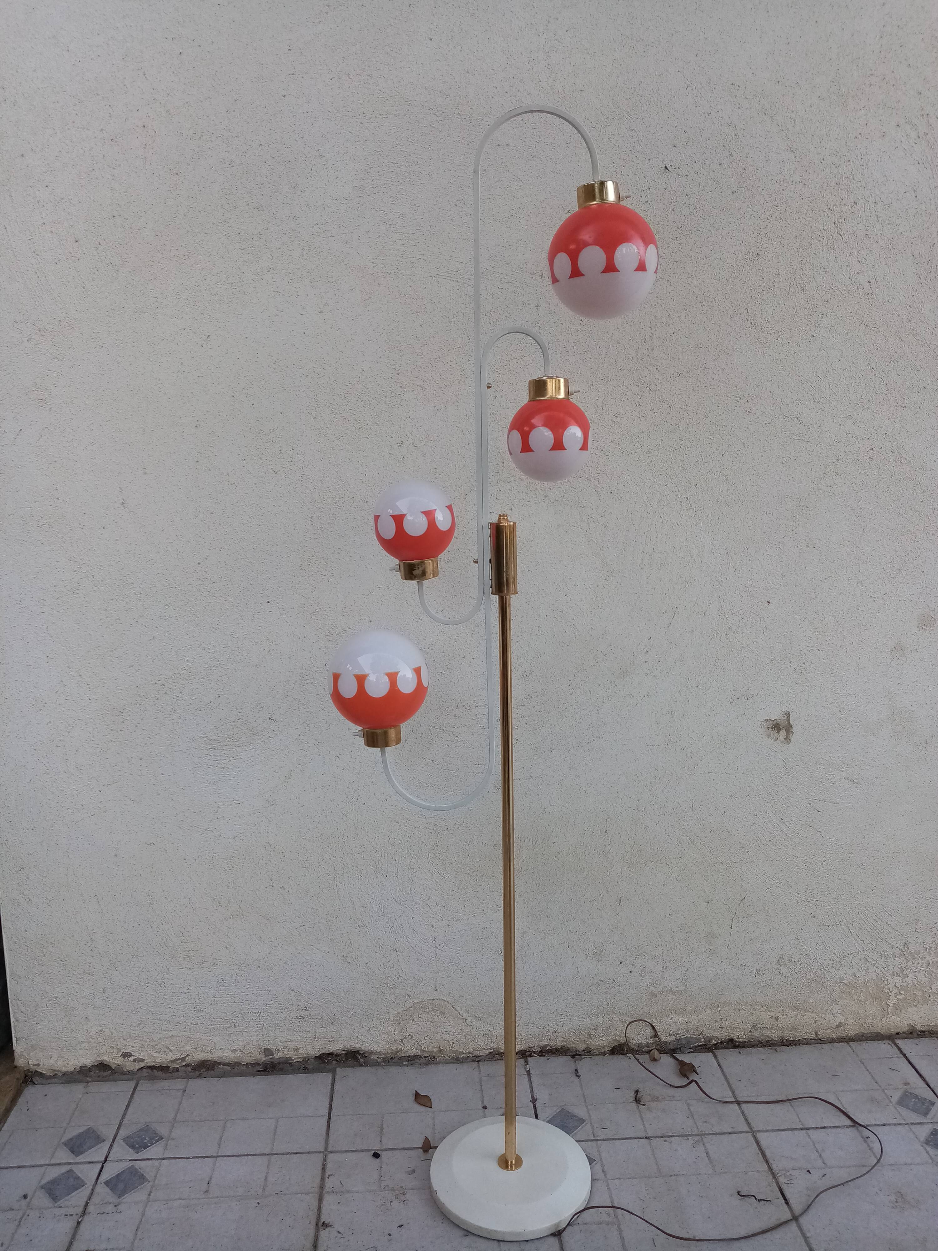 Vintage floor lamp with two-tone opaline balls
