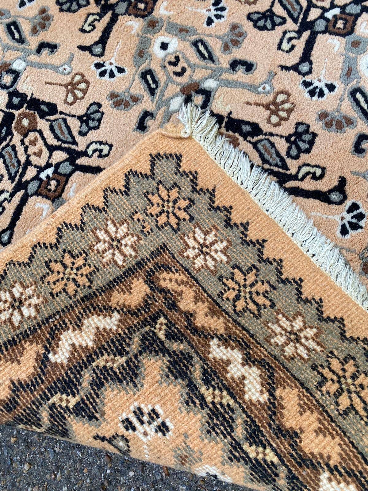 Tapis persan en laine noué à la main 150x250cm