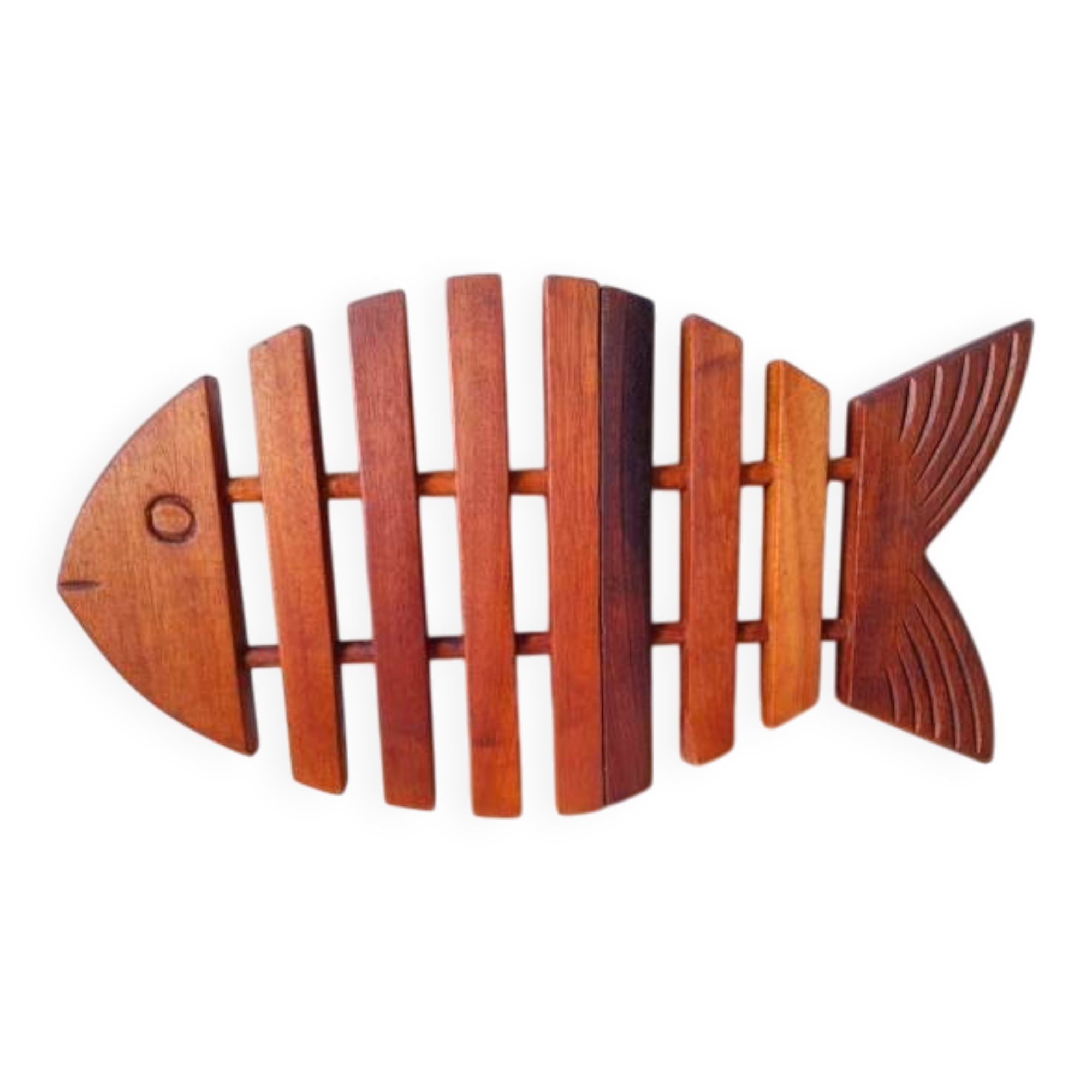 Wooden fish trivet