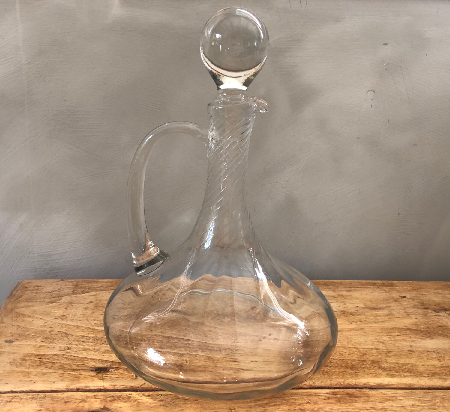 Crystal wine decanter