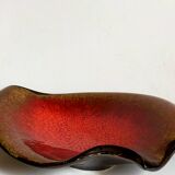 Free-form vacuum-pockets metal enamel French