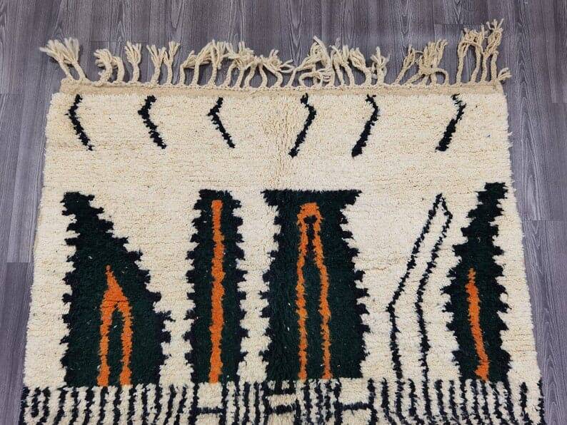 Handwoven Berber rug, 140 x 260 cm