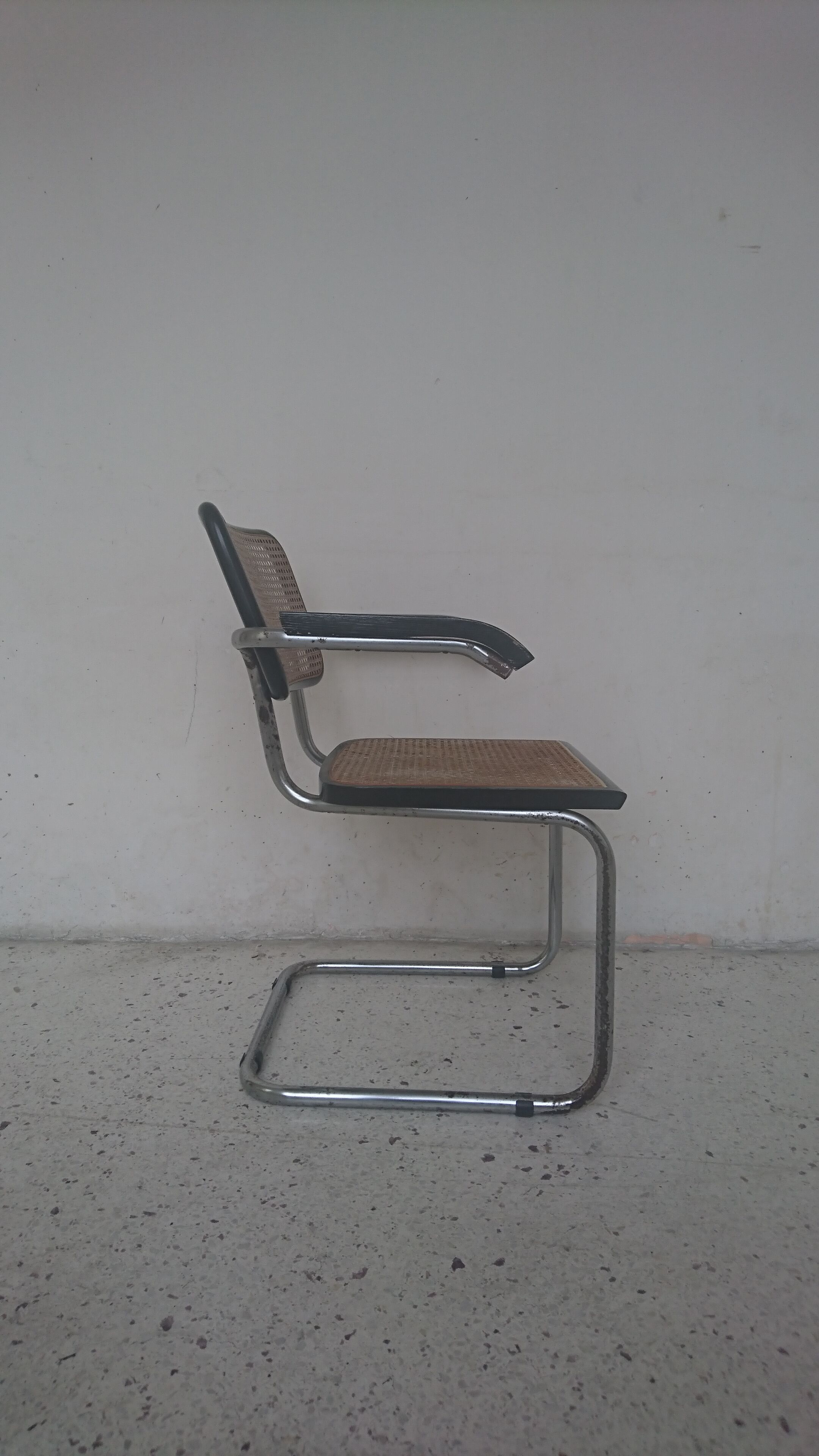 Paire de fauteuils Cesca B64 de Marcel Breuer