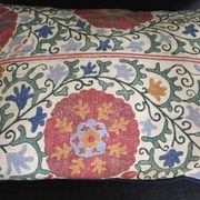 Decorative pillow case in linen and cotton  with suzani prints