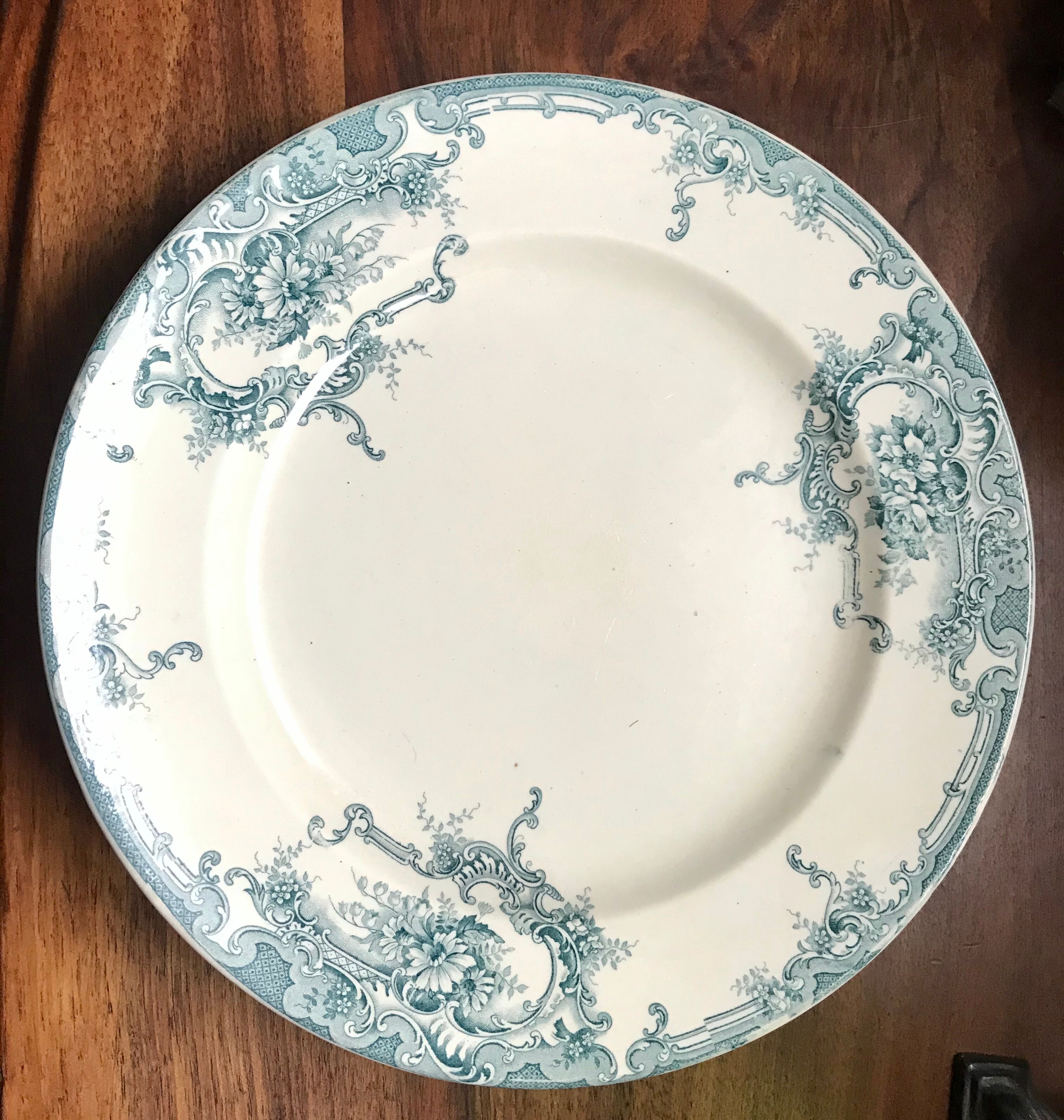 Lot of 6 old plates