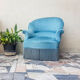Fauteuil crapaud vintage velours bleu années 70
