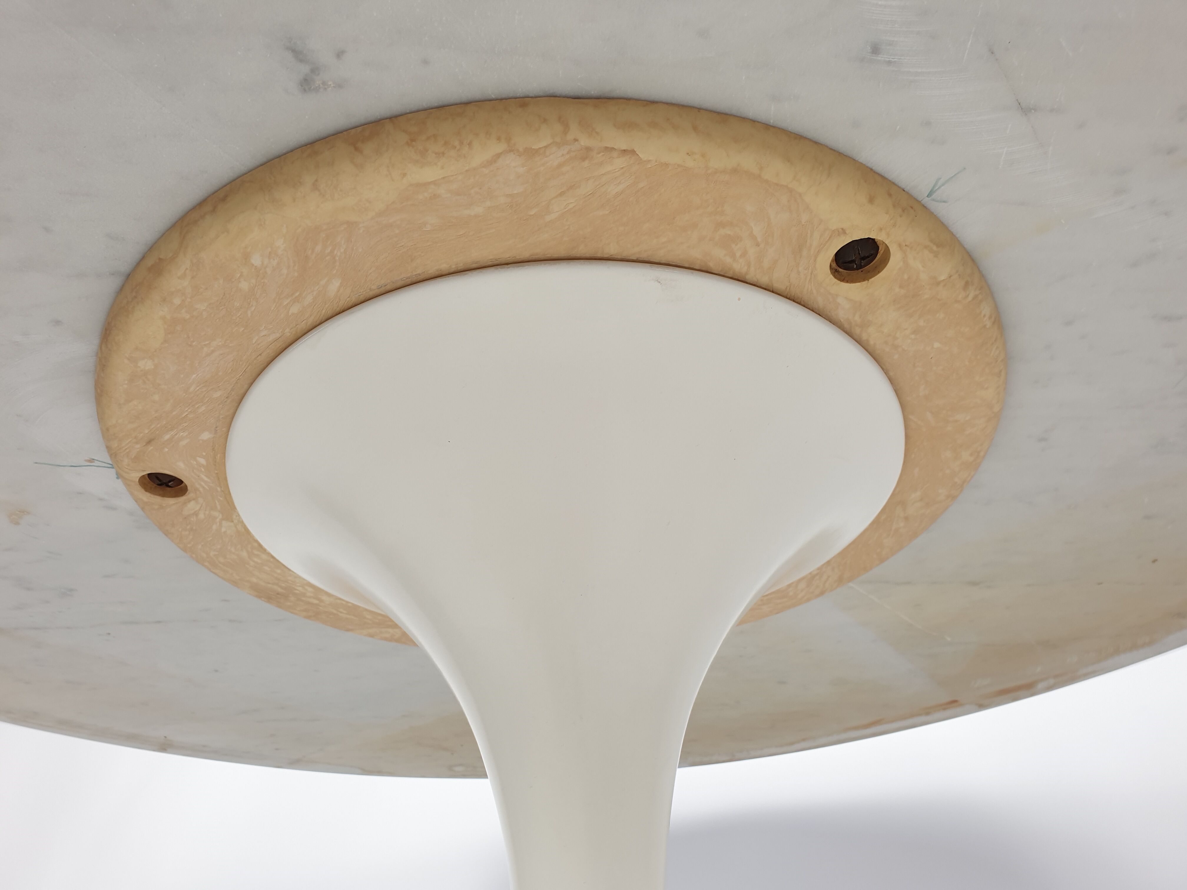 Tulip dining set by Eero Saarinen for Knoll, 1960