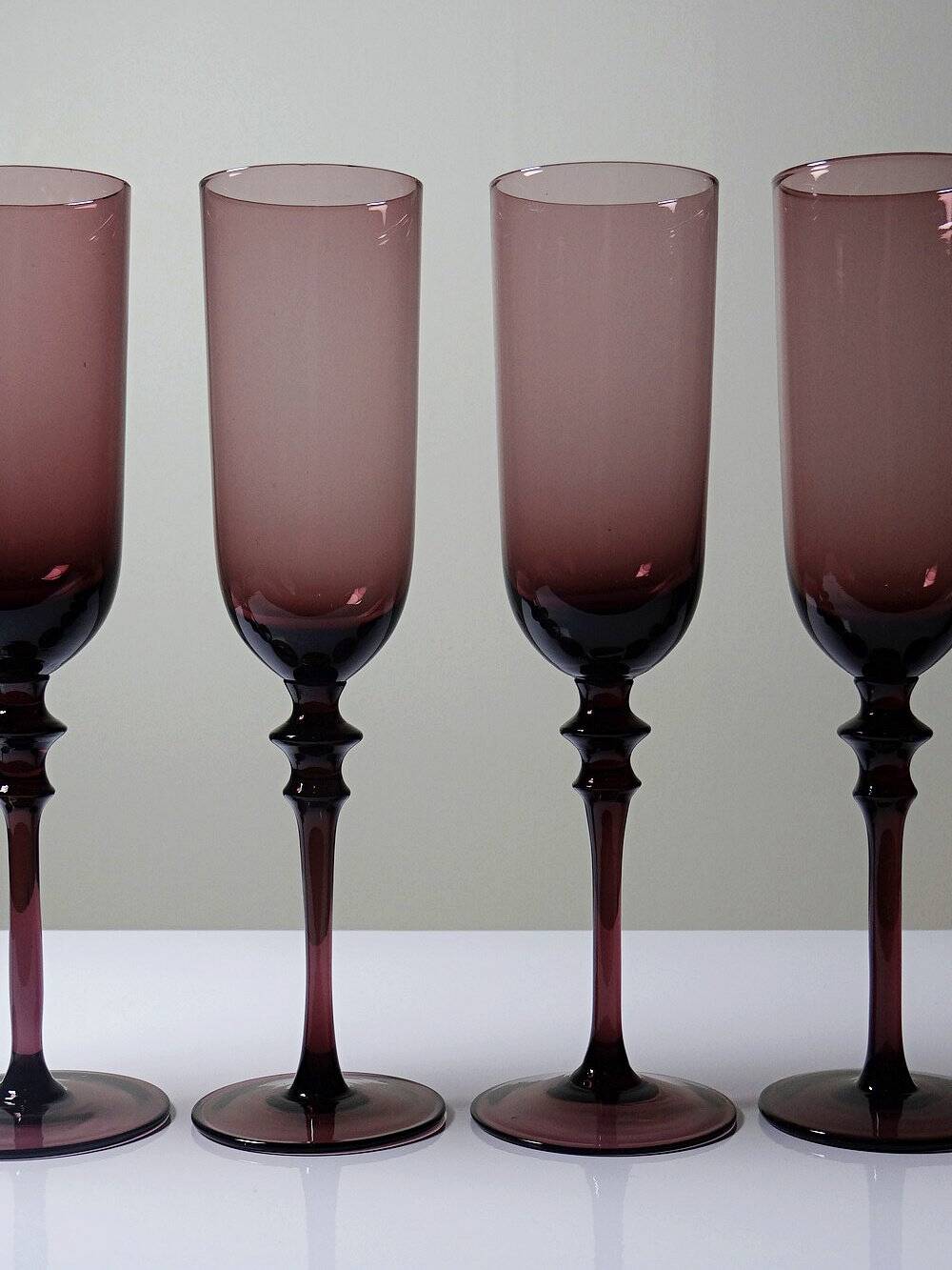 Set of 6 large vintage 70s-80s champagne flutes, violet blown glass