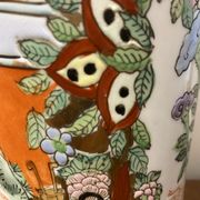 Vase en porcelaine émaillé XX siècle