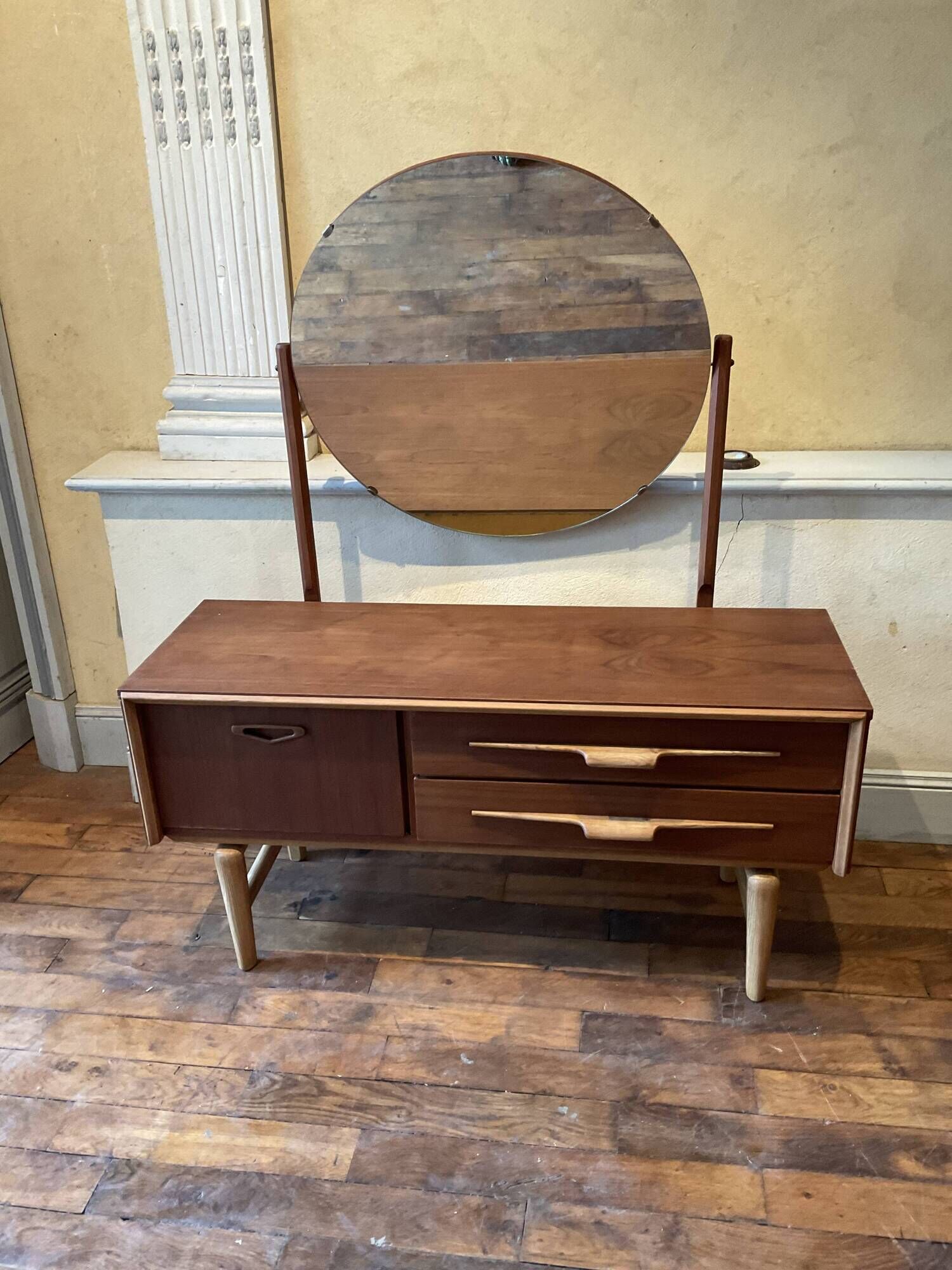 Vintage 1960s Danish Scandinavian dressing table chest of drawers with 2 drawers