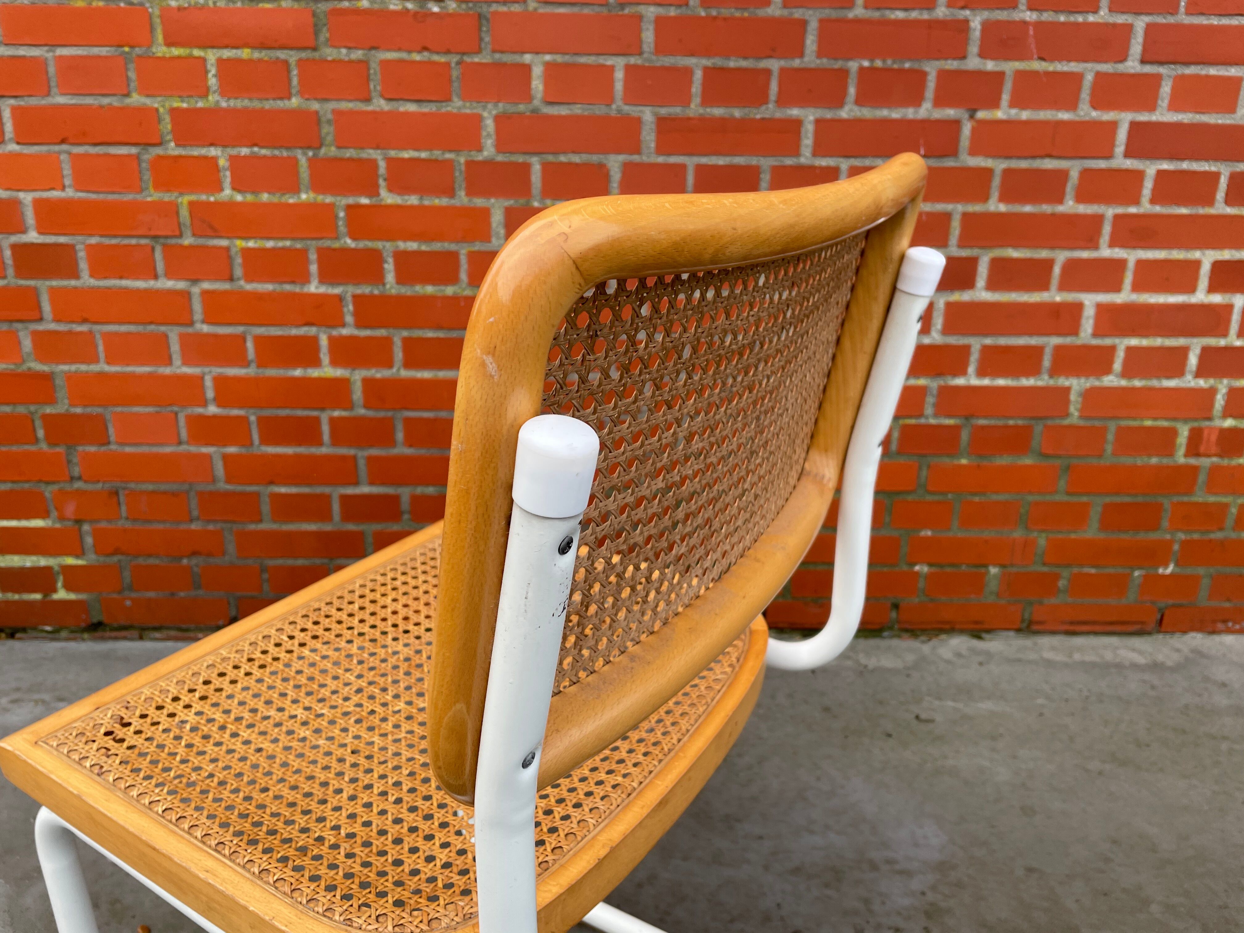 Ensemble de 4 chaises modèles Cesca de Marcel Breuer
