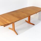 Table à manger ovale extensible vintage danoise en teck massif des années 1960