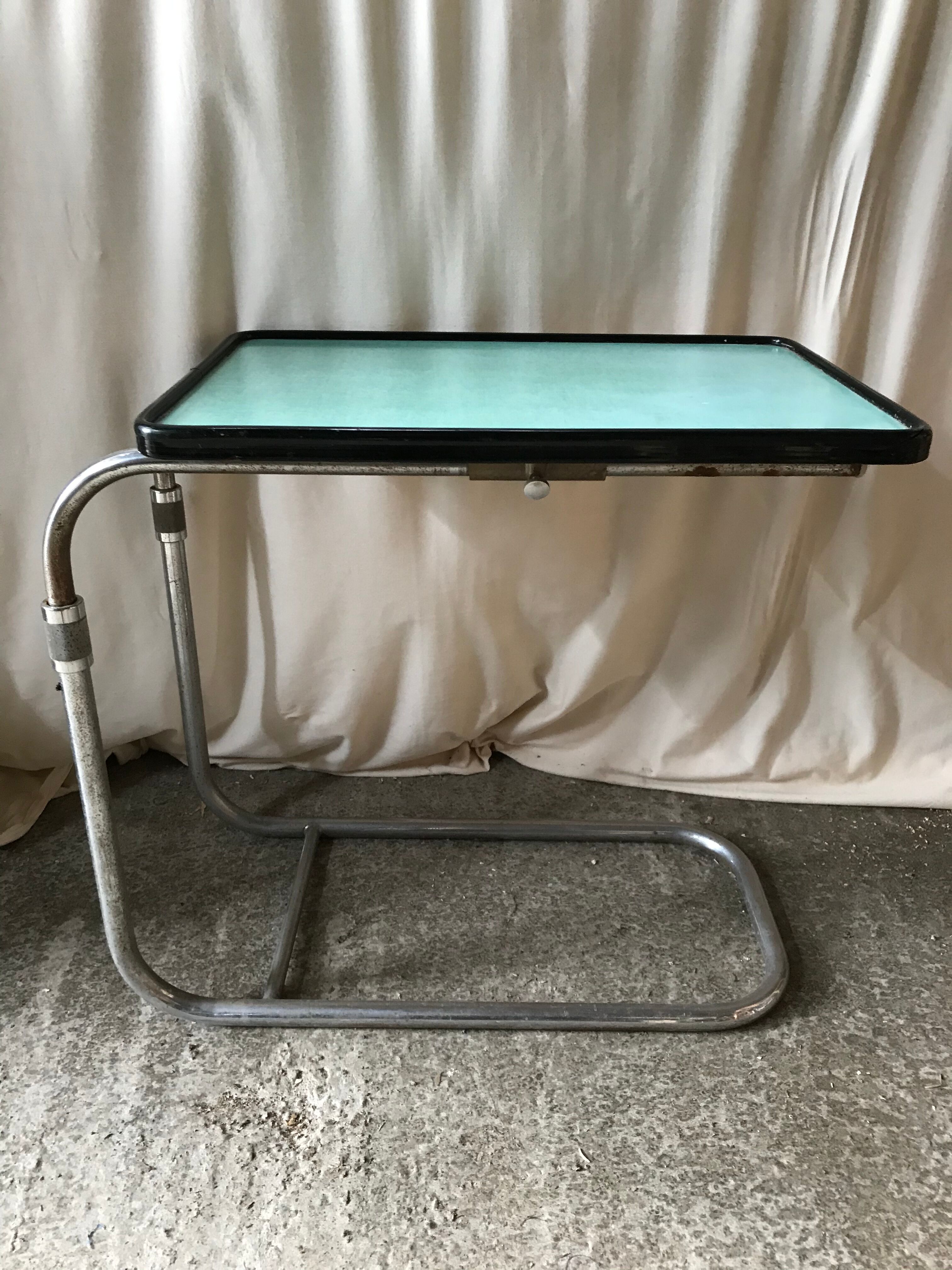 Old tablet L’Adaptable