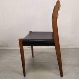 Series of 4 Scandinavian chairs