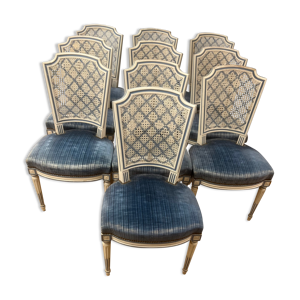 10 chaises décoratives
