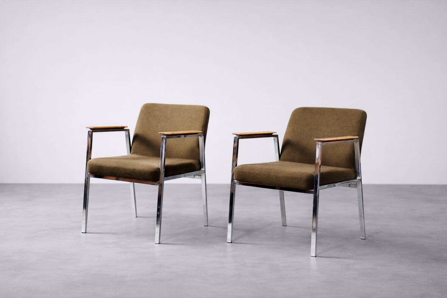 Vintage Mid-Century Modern German Brown Conference Chair from Drabert, 1970