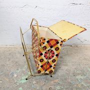 Porte-revues vintage flower power
