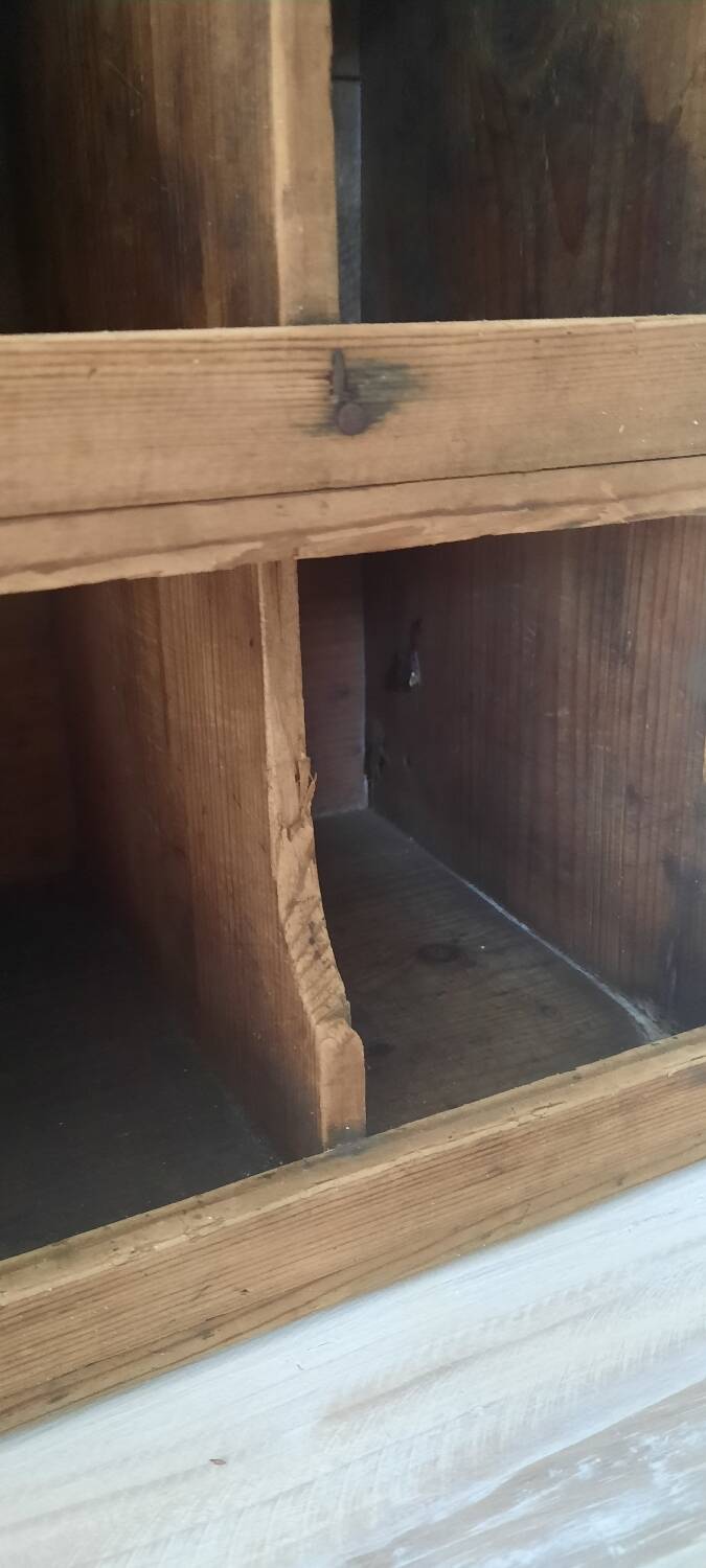 Small workshop furniture