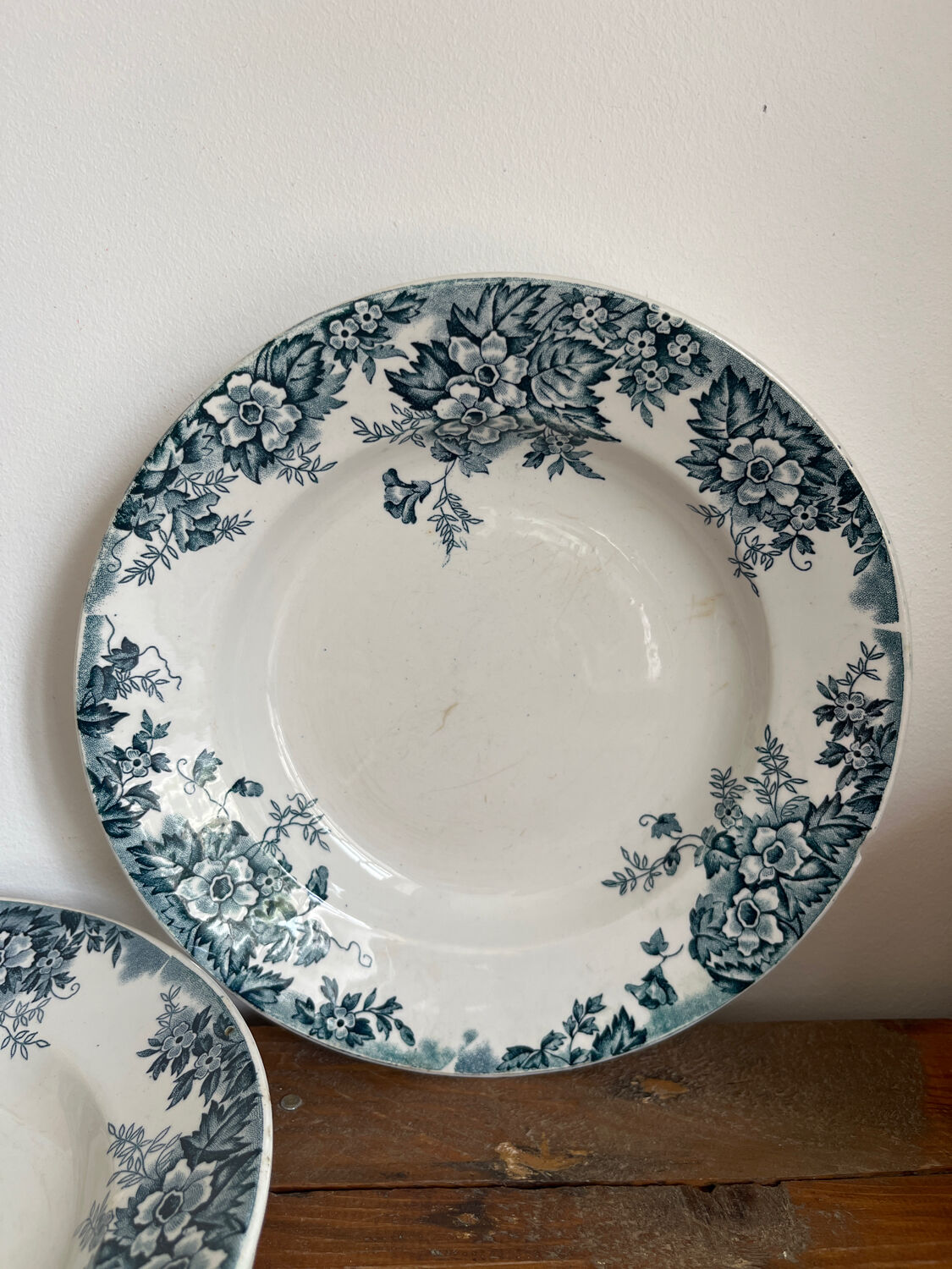 3 deep plates Terre de Fer