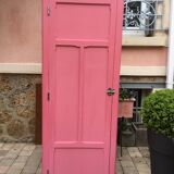 Parisian wardrobe bonnetière