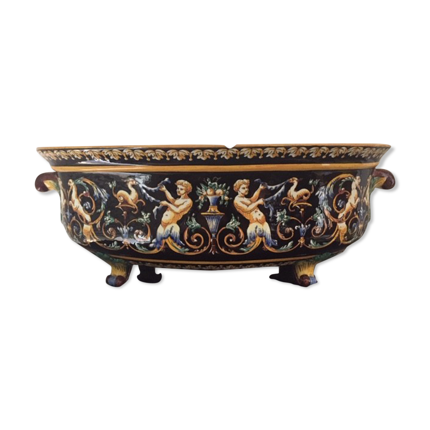 Garden on feet in Gien with Renaissance decorations