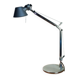 Tolomeo desk lamp artemide