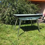 Table en formica Urania