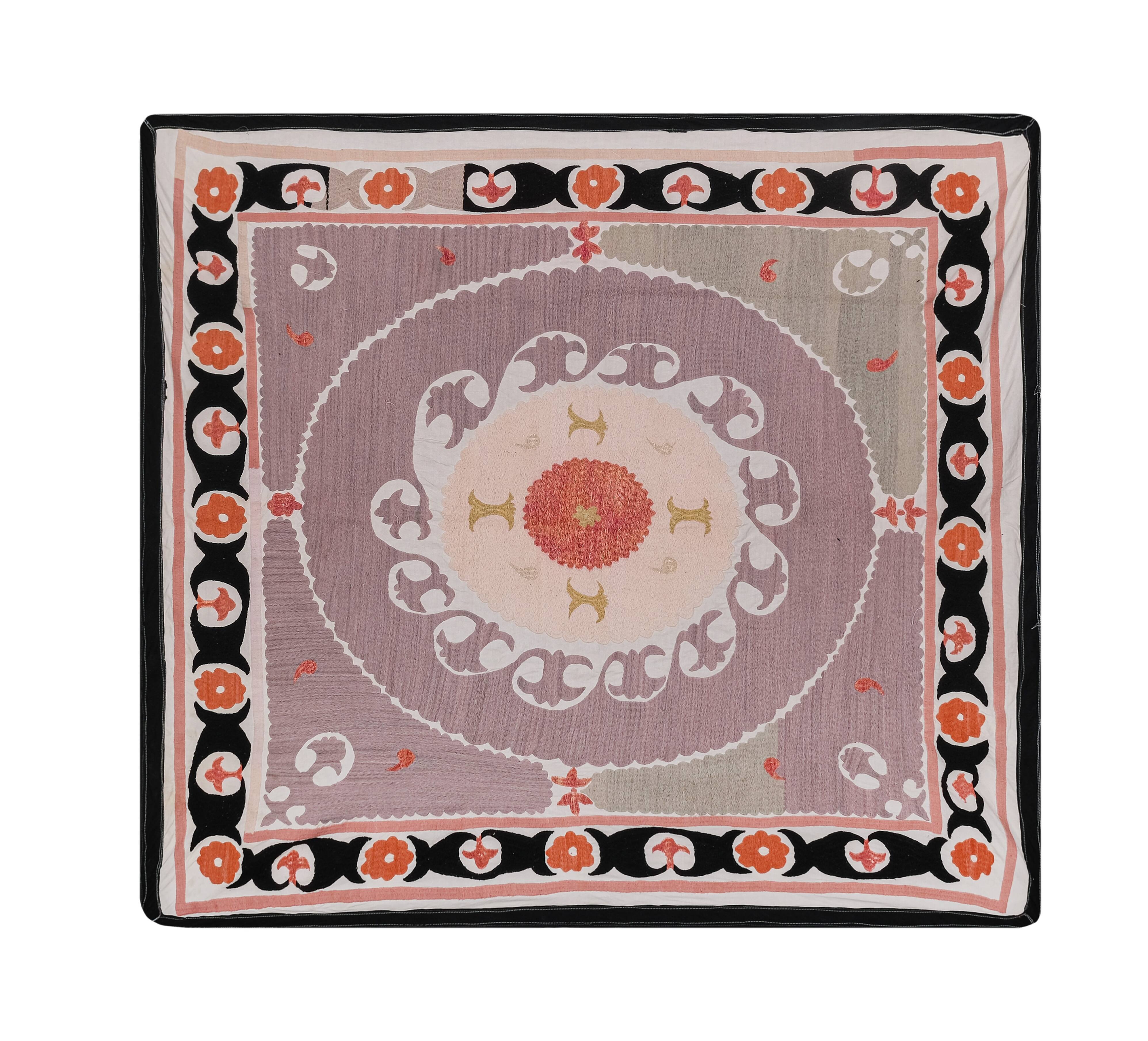 Hand knotted rug, vintage Turkish rug 120x137 cm