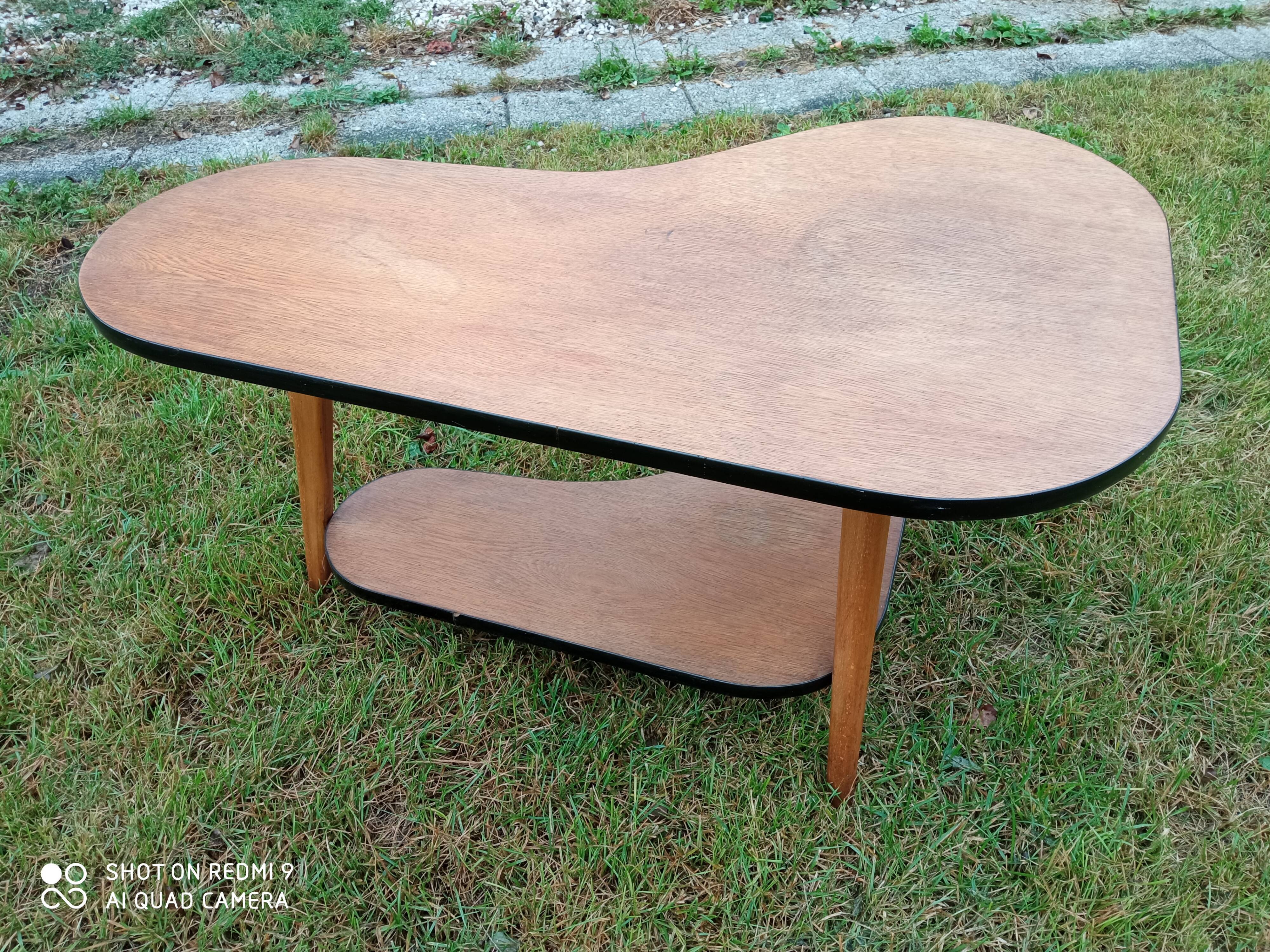 Bean shaped living room table 60