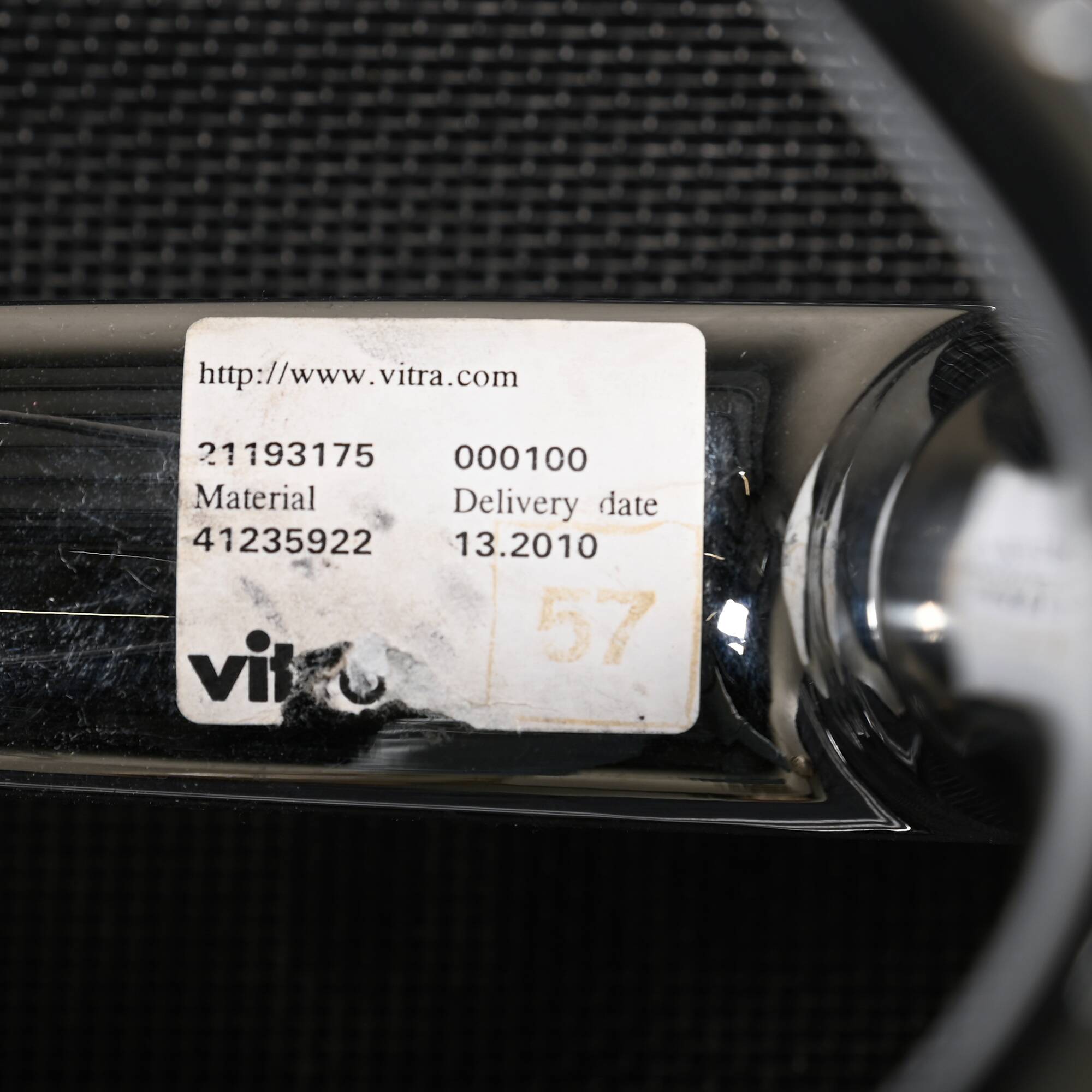 Eames Aluminum Group EA106 Dining Chairs in Black Netweave Mesh, Vitra