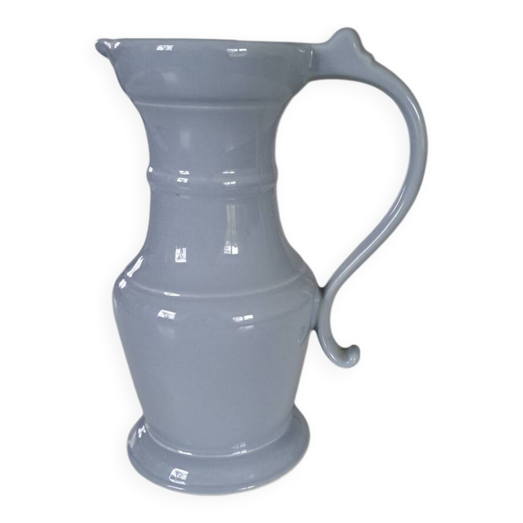 Porcelain jug