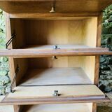 Chest of drawers with 5 flaps