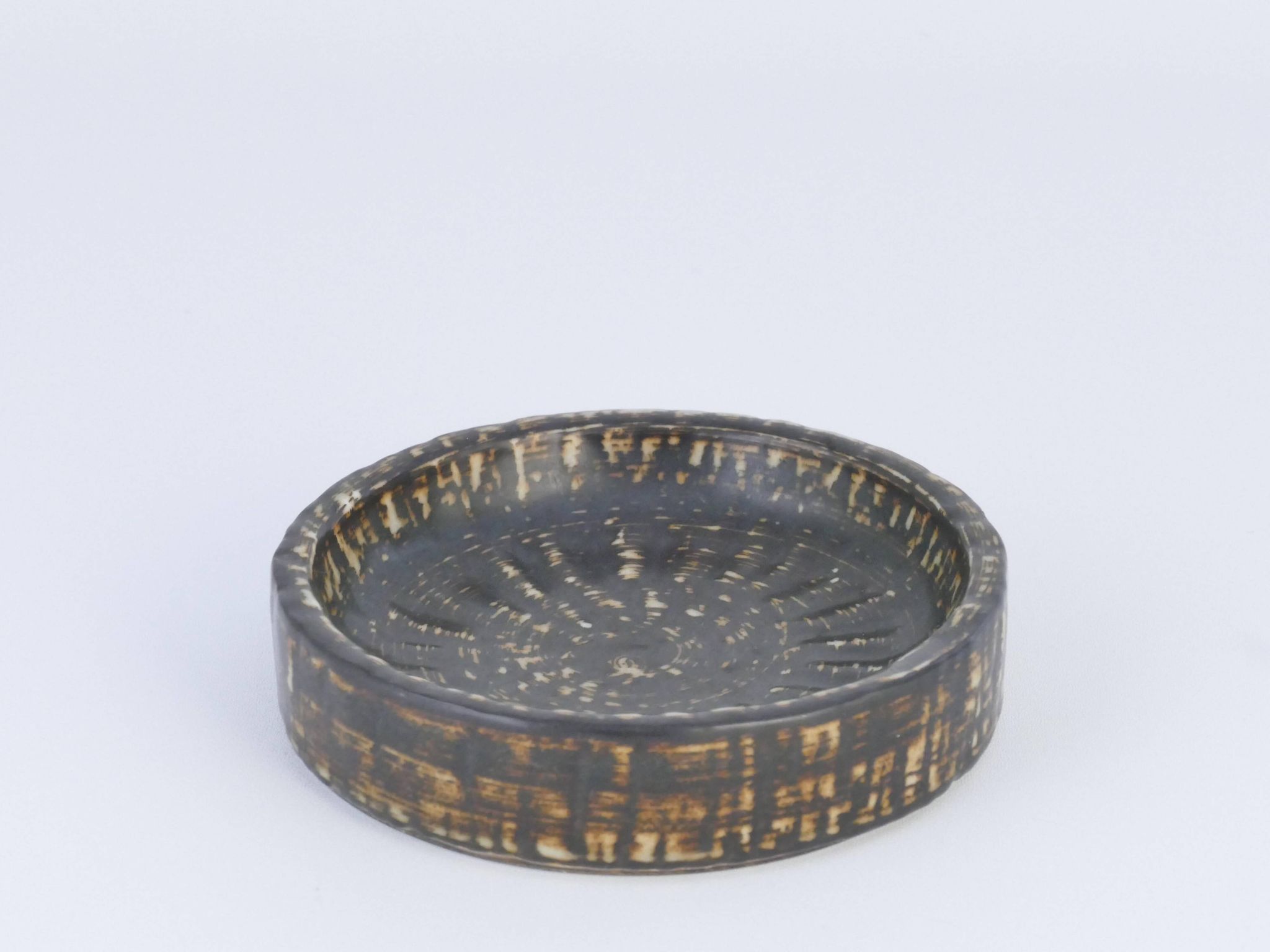 Mid-Century Modern Brown Stoneware Rubus Bowl by Gunnar Nylund for Rörstrand