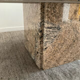 Grande tabe basse vintage minimaliste en granit