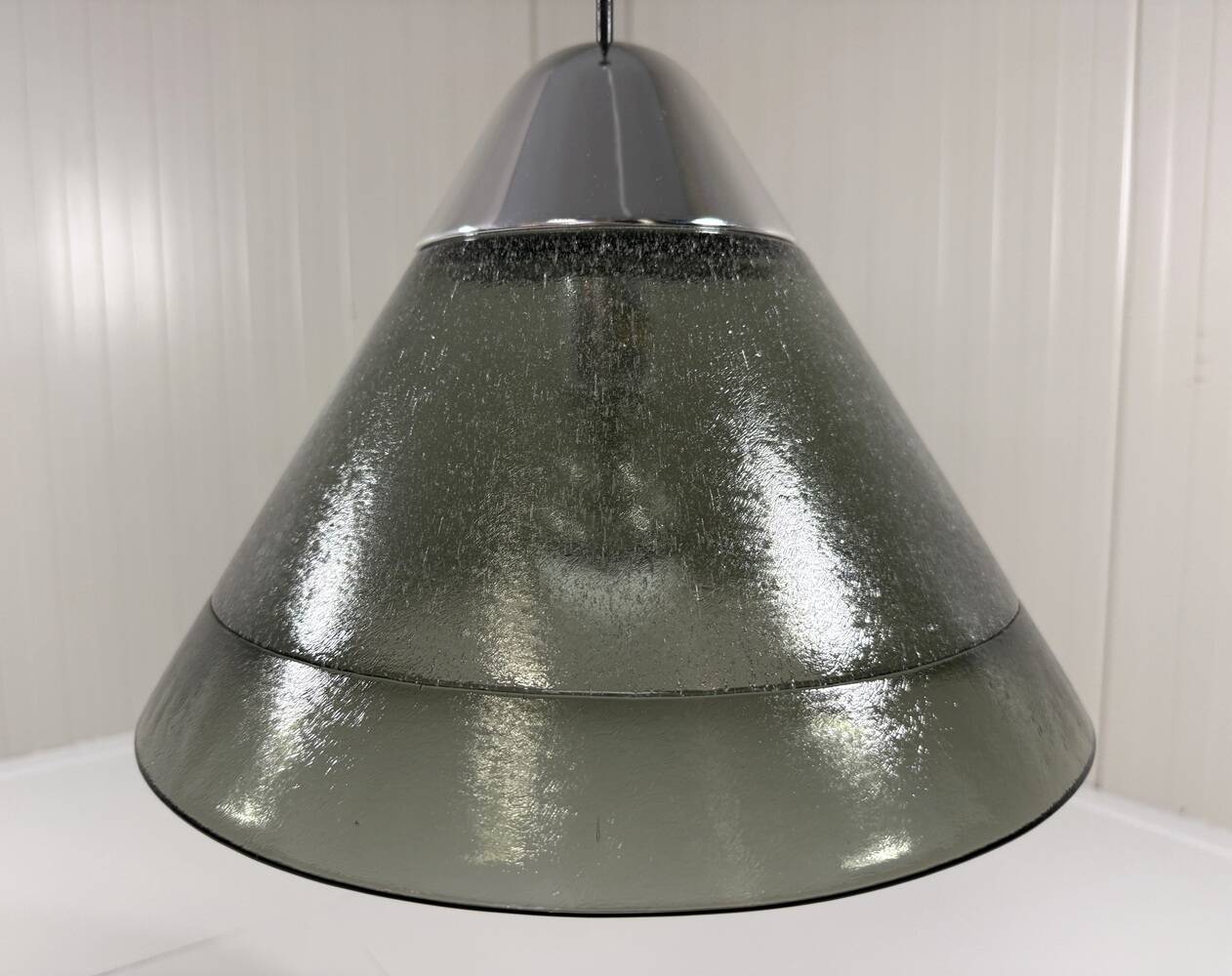 Peill & Putzler cone shaped glass hanging lamp, Germany