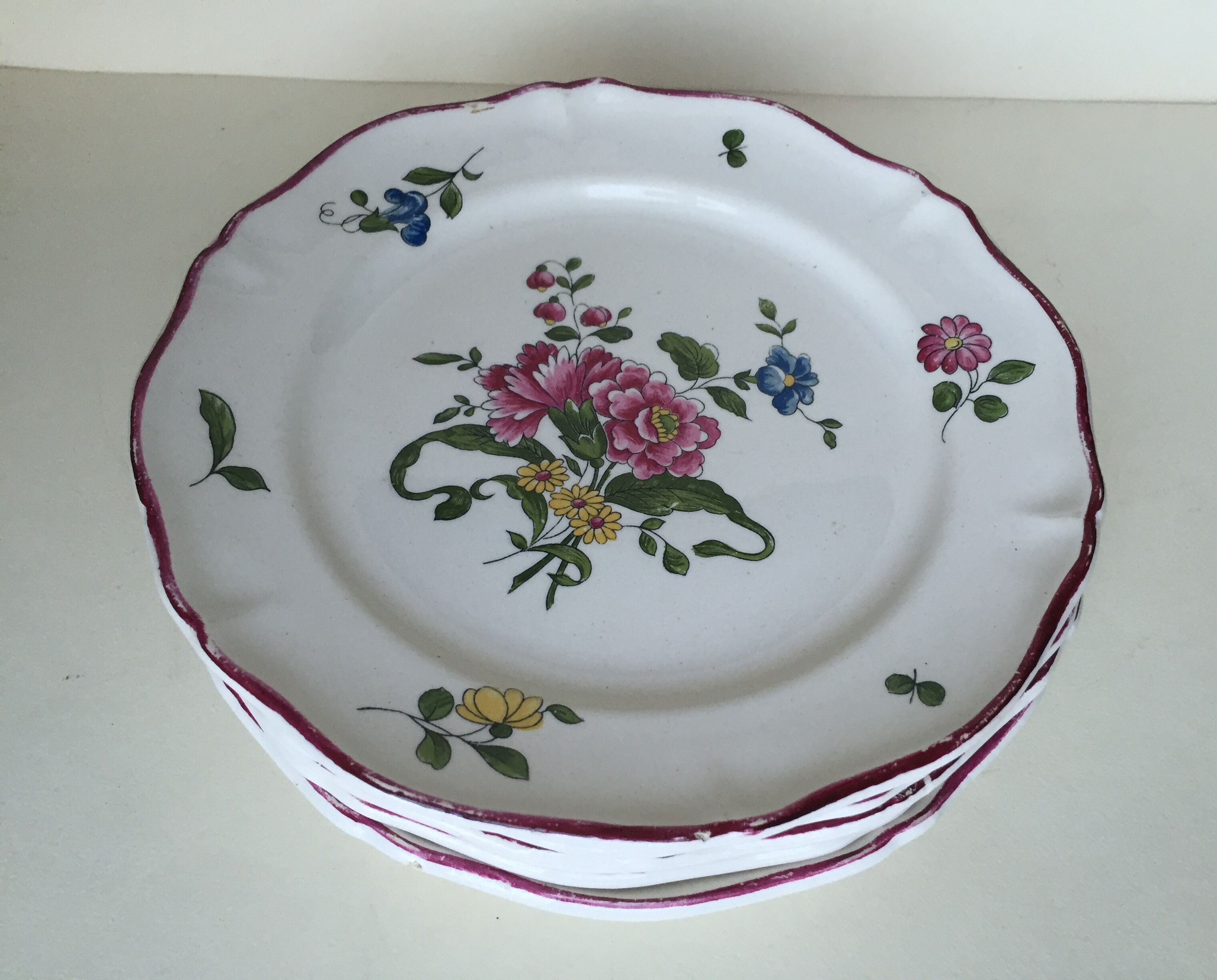 Ensemble de 6 assiettes à dessert Vieux St Amand