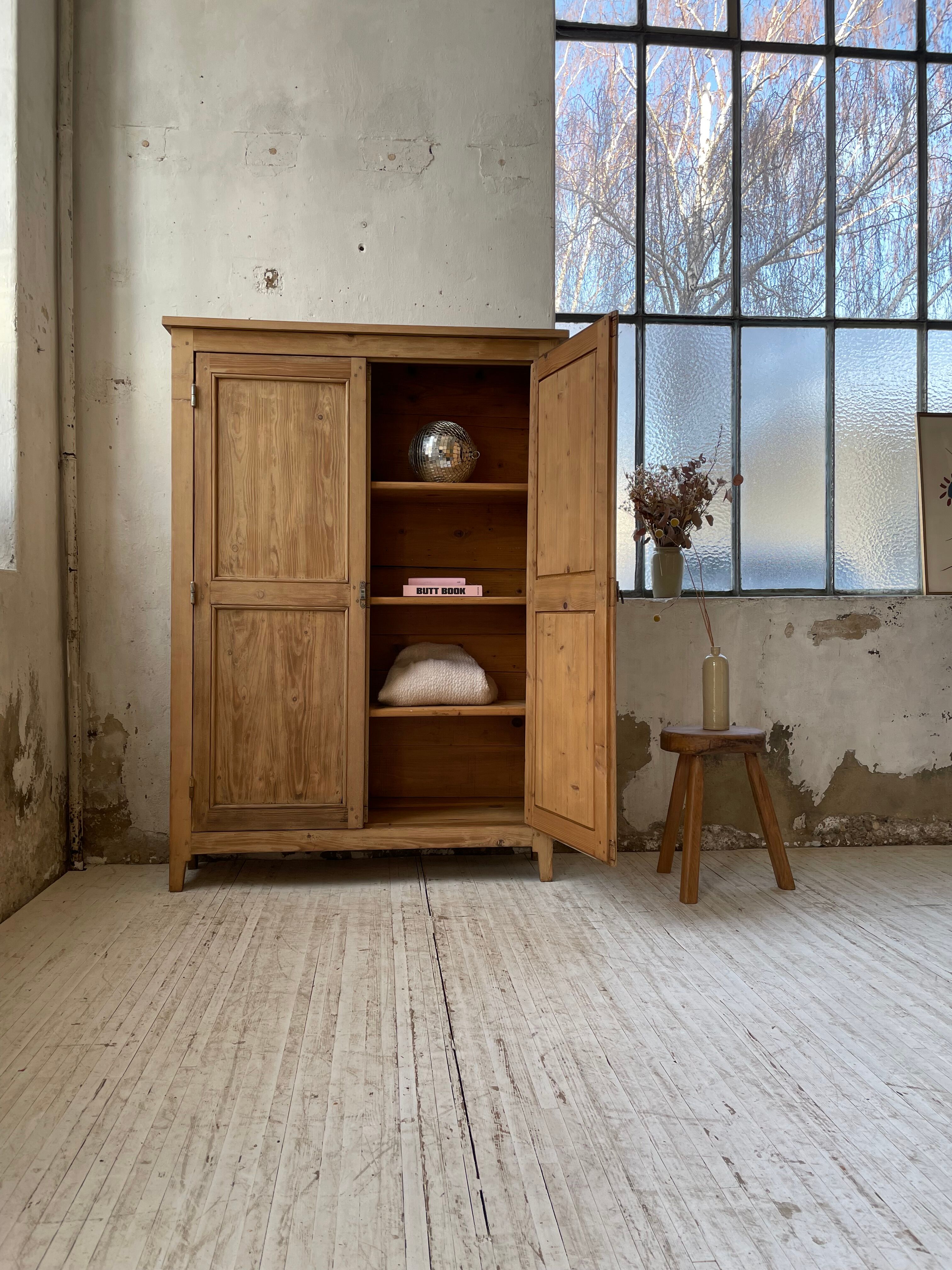 Wooden cabinet cuttery