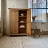 Wooden cabinet cuttery