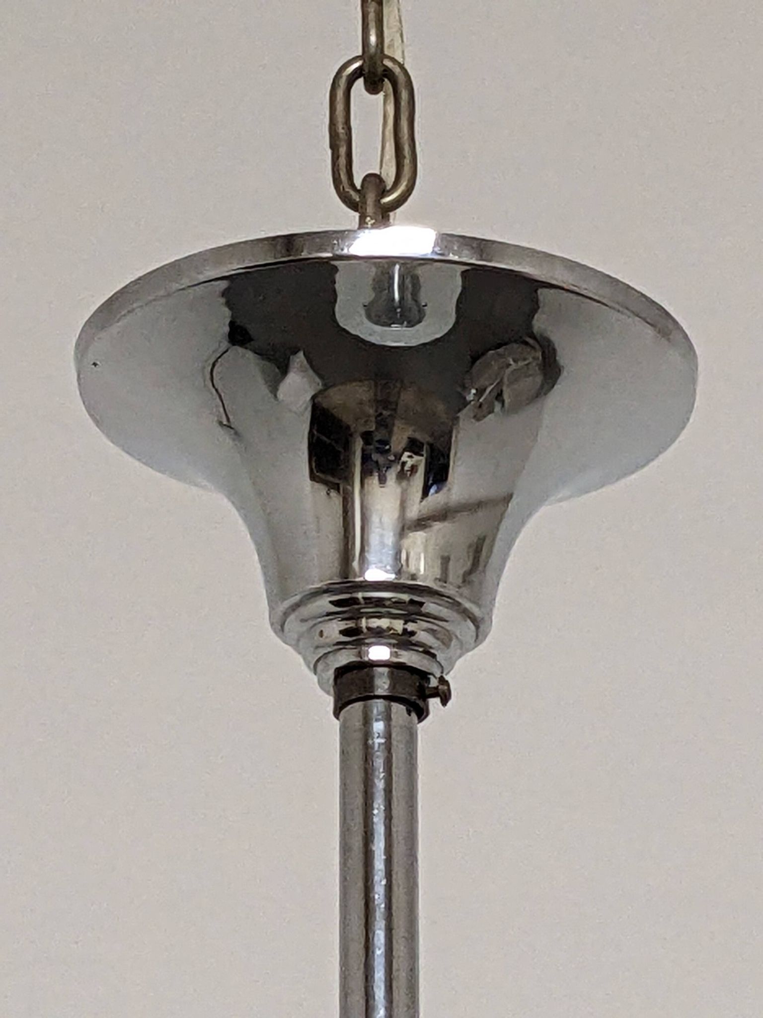 Art Deco glass suspension from Clichy, speckled white, France circa 1920.