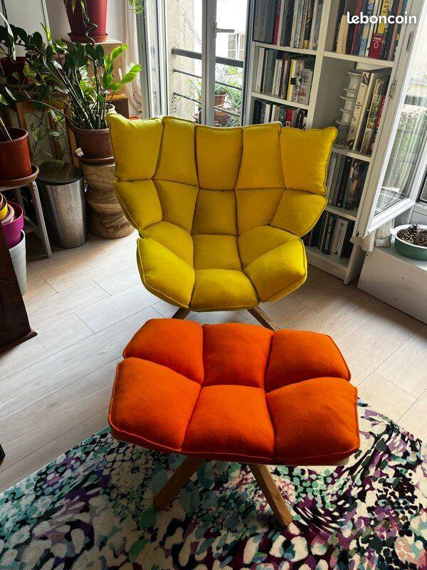 B&B Italia - armchair and footrest HUSK by Patricia Urquiola