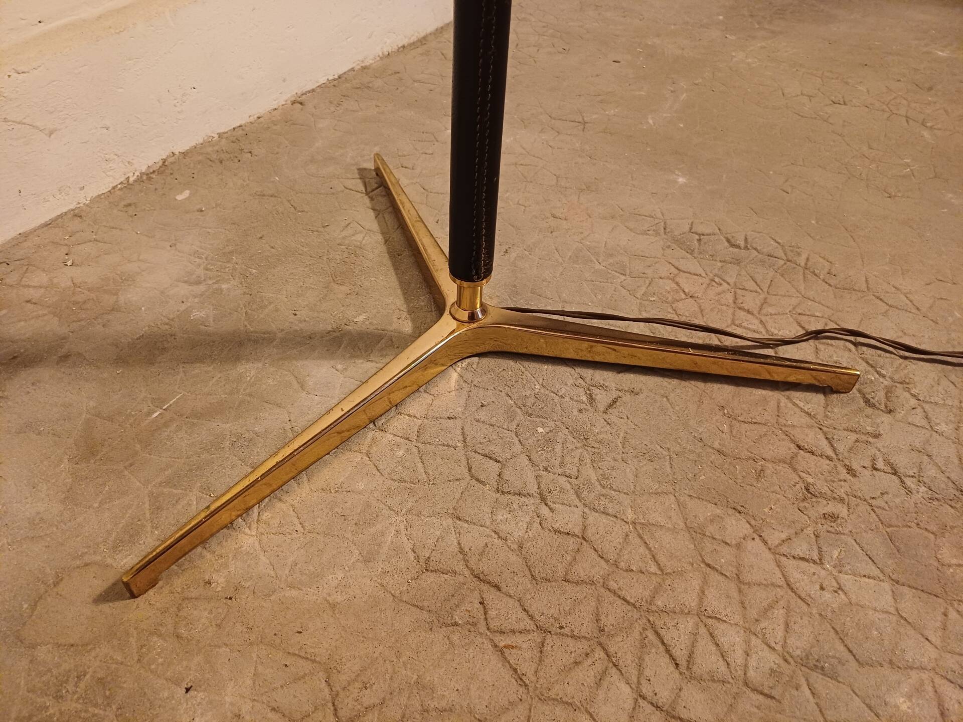 Gino Sarfatti floor lamp model 1025 Arteluce