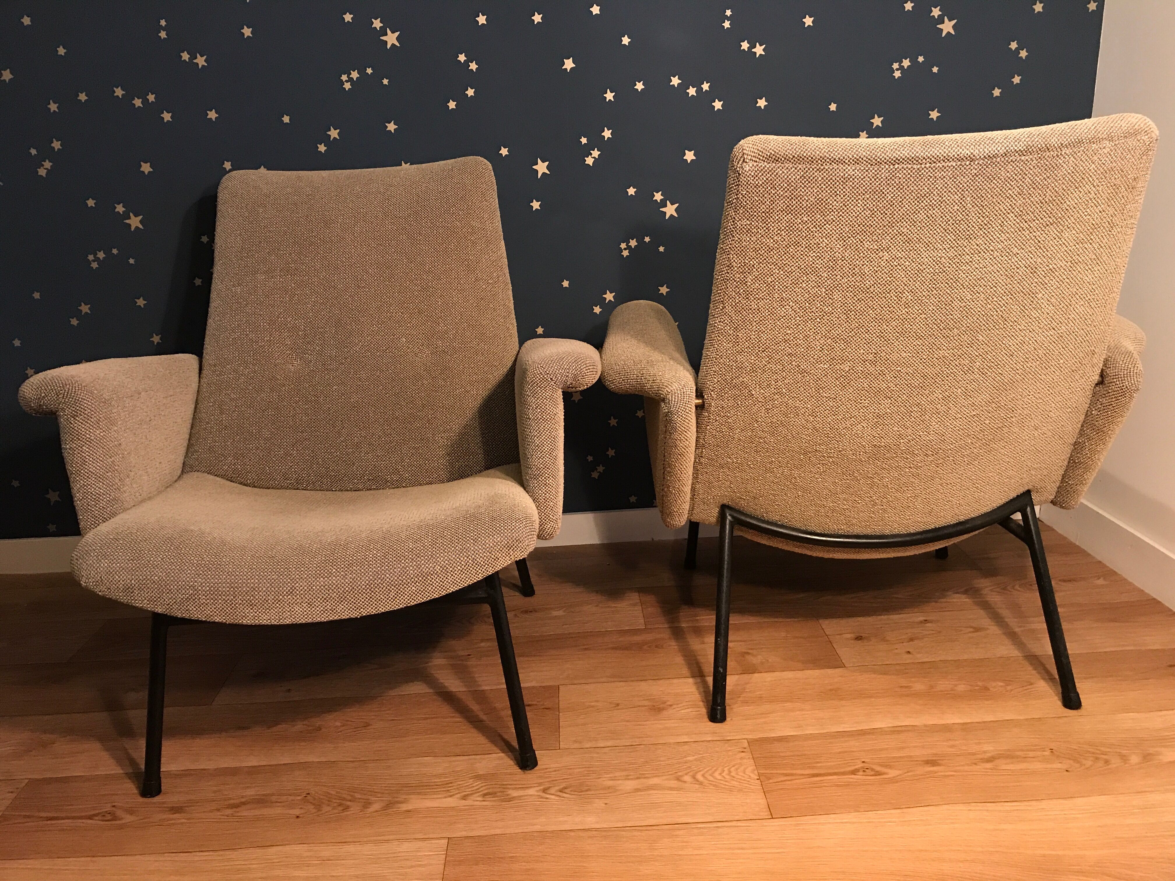 Splendid pair of chairs SK660 pierre Guariche steiner